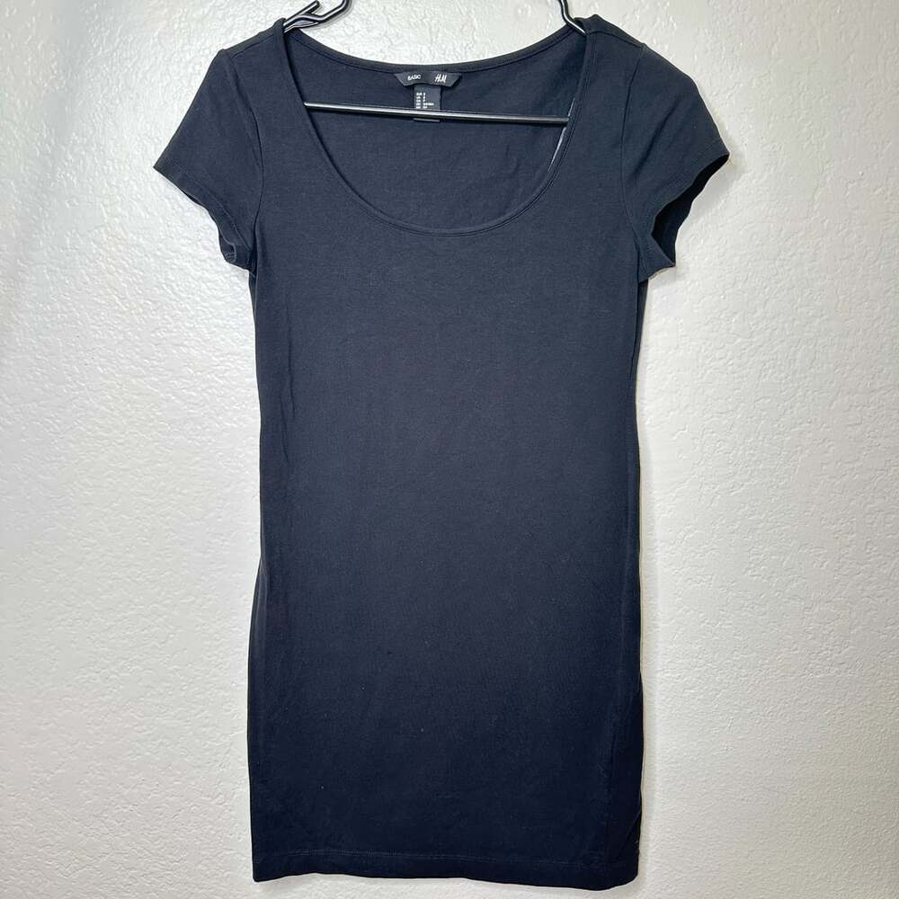 H&M Basic Black Scoop Neck Short Sleeve T-Shirt Dress - Small